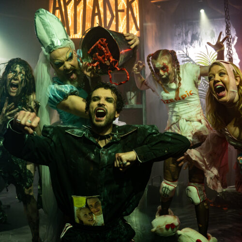 Midnattsbekännelser, Örebro Teater 2025. Foto: Erik Wärlegård.