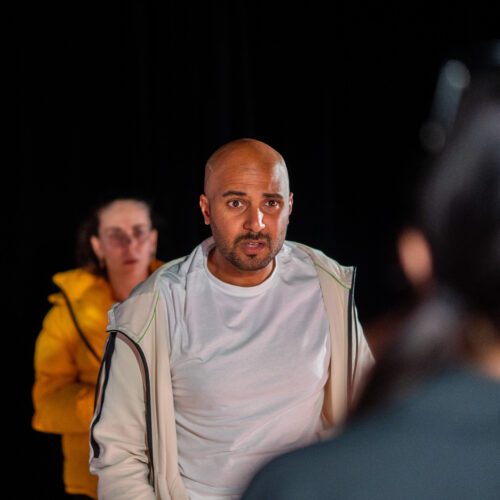 Magdi Saleh i Stum på Örebro Teater 2025. Foto: Erik Wärlegård